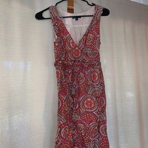 Sleeveless v neck desss